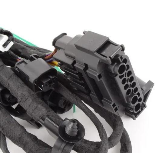 INSTALACIJA PREDNJIH PARKING SENZORA BMW F10 -2016 ORIGINAL - 61129291115 - 61129291115 - 61129291115