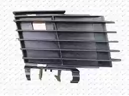 RESETKA U BRANIKU SA RUPOM ZA MAGLENKU VEKTRA C 2002-2005 DESNA, 1400264, 025104811,